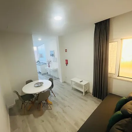 Lisbon Ocean Apartment