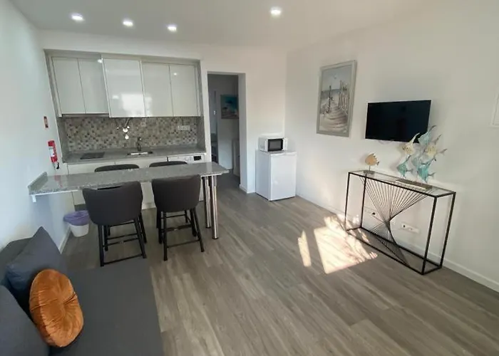 Διαμέρισμα Lisbon Ocean *